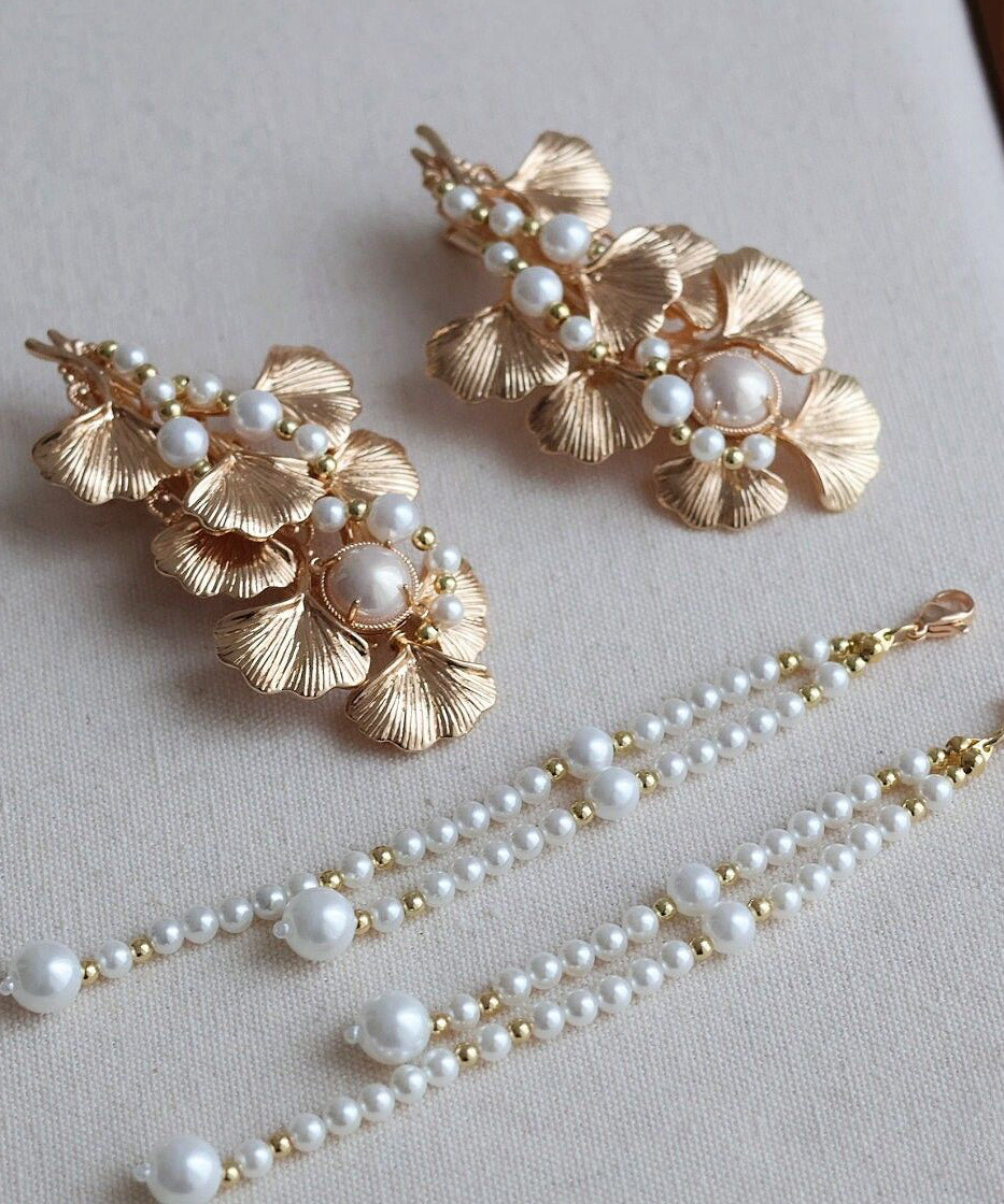 Classy Yellow Alloy Pearl Ginkgo Leaf Tassel a Pair Hairpin