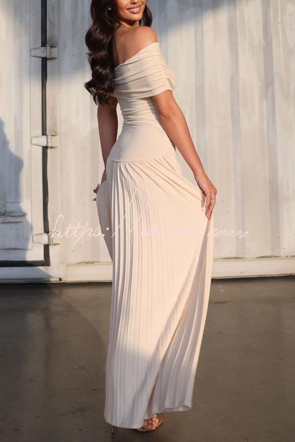 Off-shoulder Slim Fit Pleated Maxi Dress