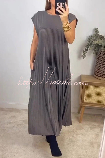 Color Round Neck Sleeveless Pleated Large Hem Maxi Dress