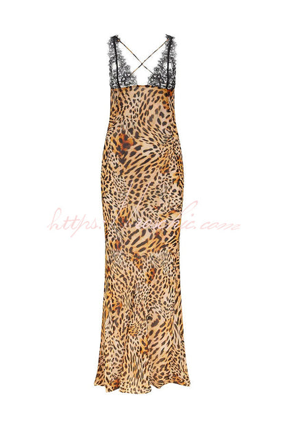 Rosalinda Abstract Print Lace Patchwork Back Lace-up Maxi Dress
