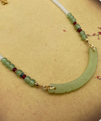 White Coloured Glaze Jade Yingluo Gratuated Bead Necklace