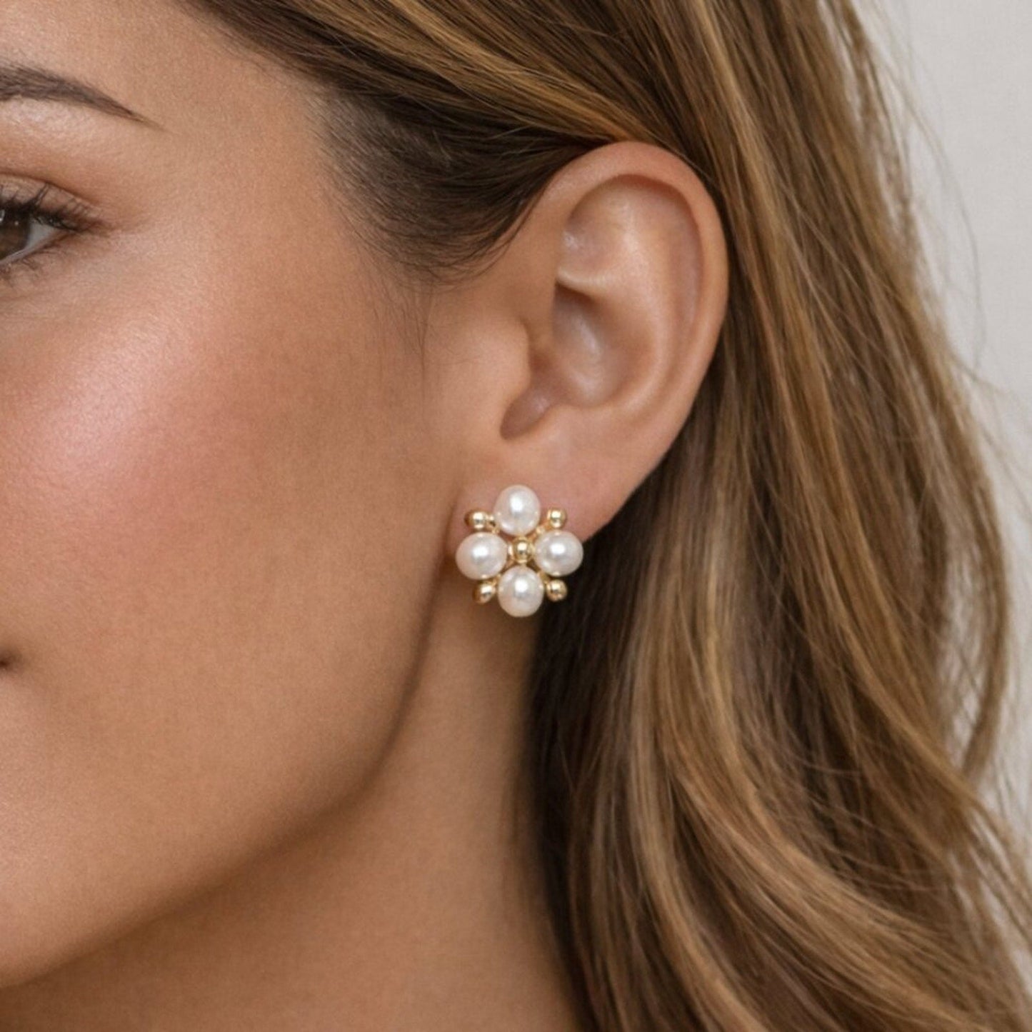 "ashlyn" Pearl Earrings