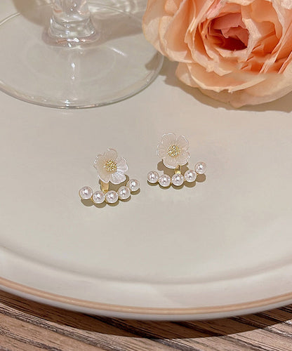 Brief White Copper Overgild Pearl Stud Earrings
