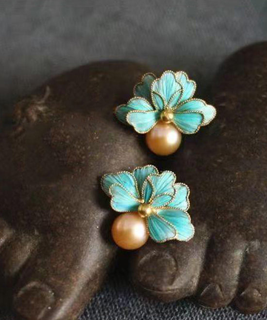 New Original Design Pearl Stud Earrings