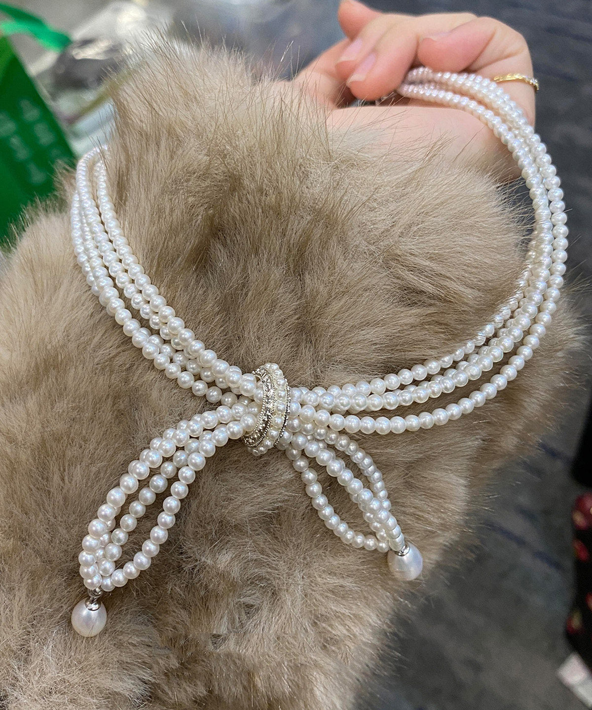 French Multi-layered Bow Pearl Necklace