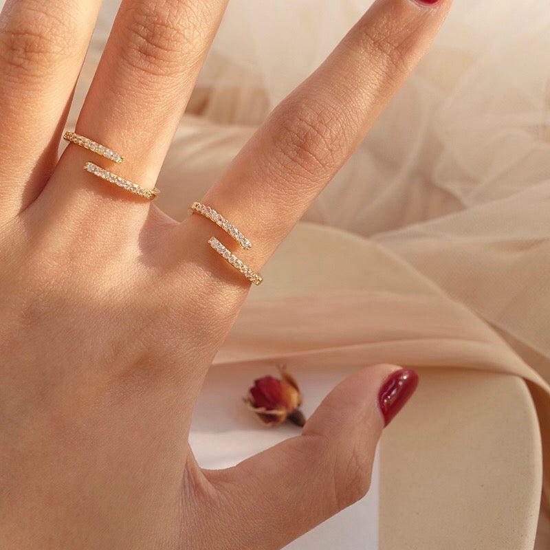 Shauna 9 to 5 Ring