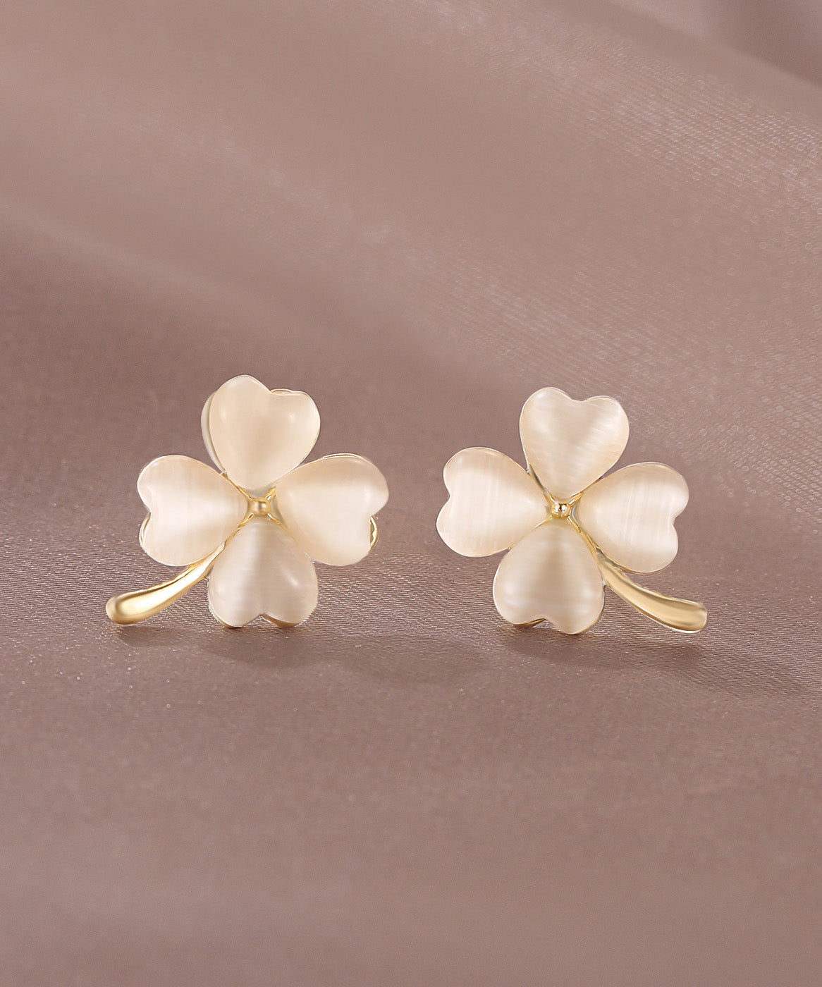 New Gold Copper Alloy Clover Cat's Eye Stone Stud Earrings