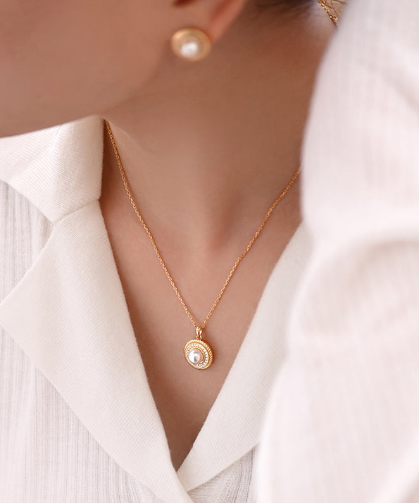 Round Pearl Adjustable Gold Plated Pendant Necklace
