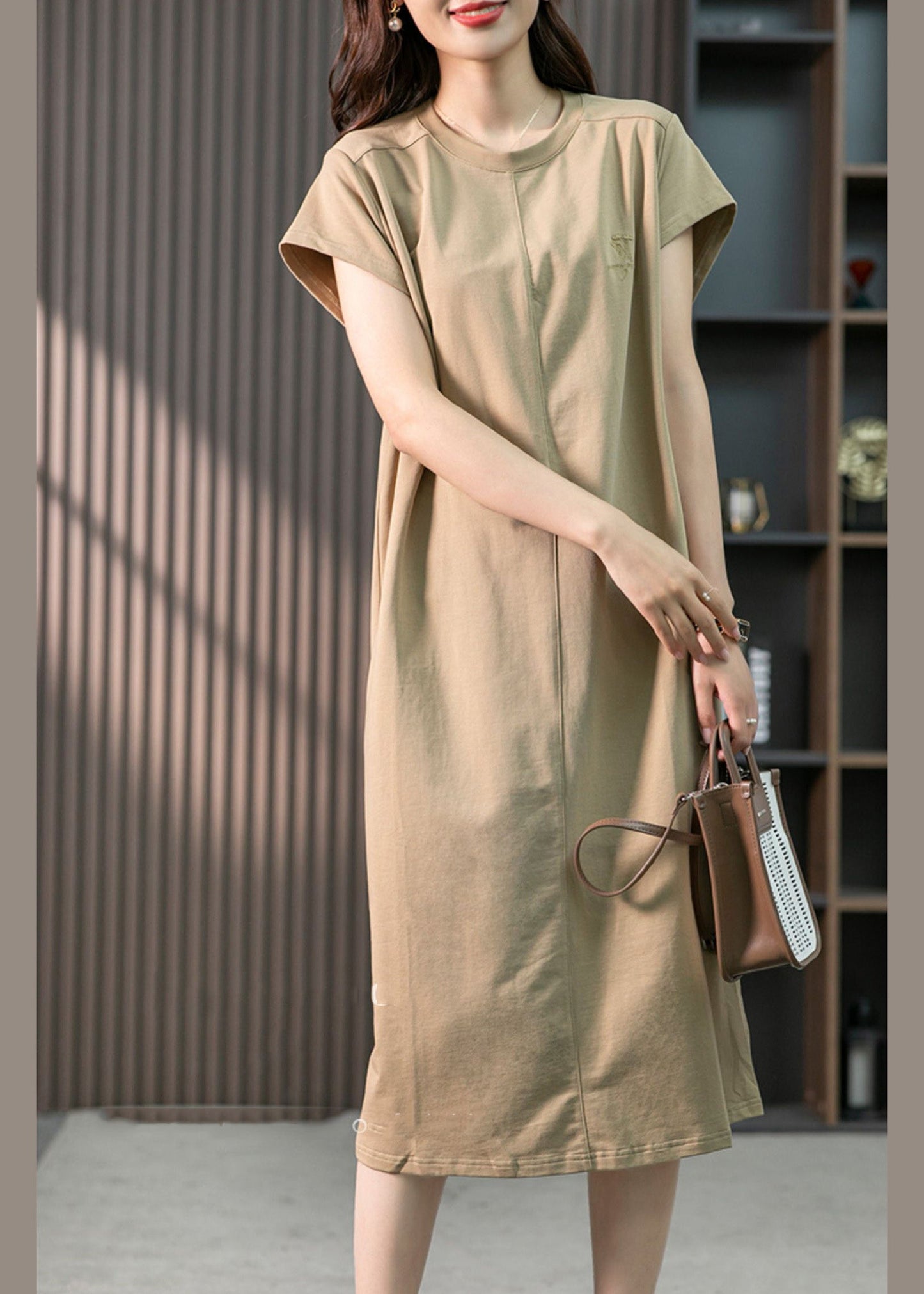 Khaki O-neck Embroideried Cozy Cotton Maxi Dresses Short Sleeve Ly1759