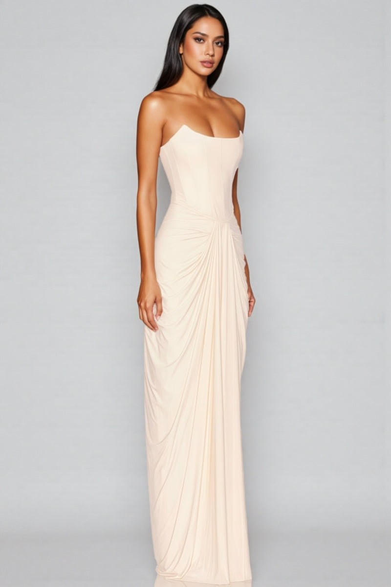 Donna White Strapless Fishbone Maxi Dress