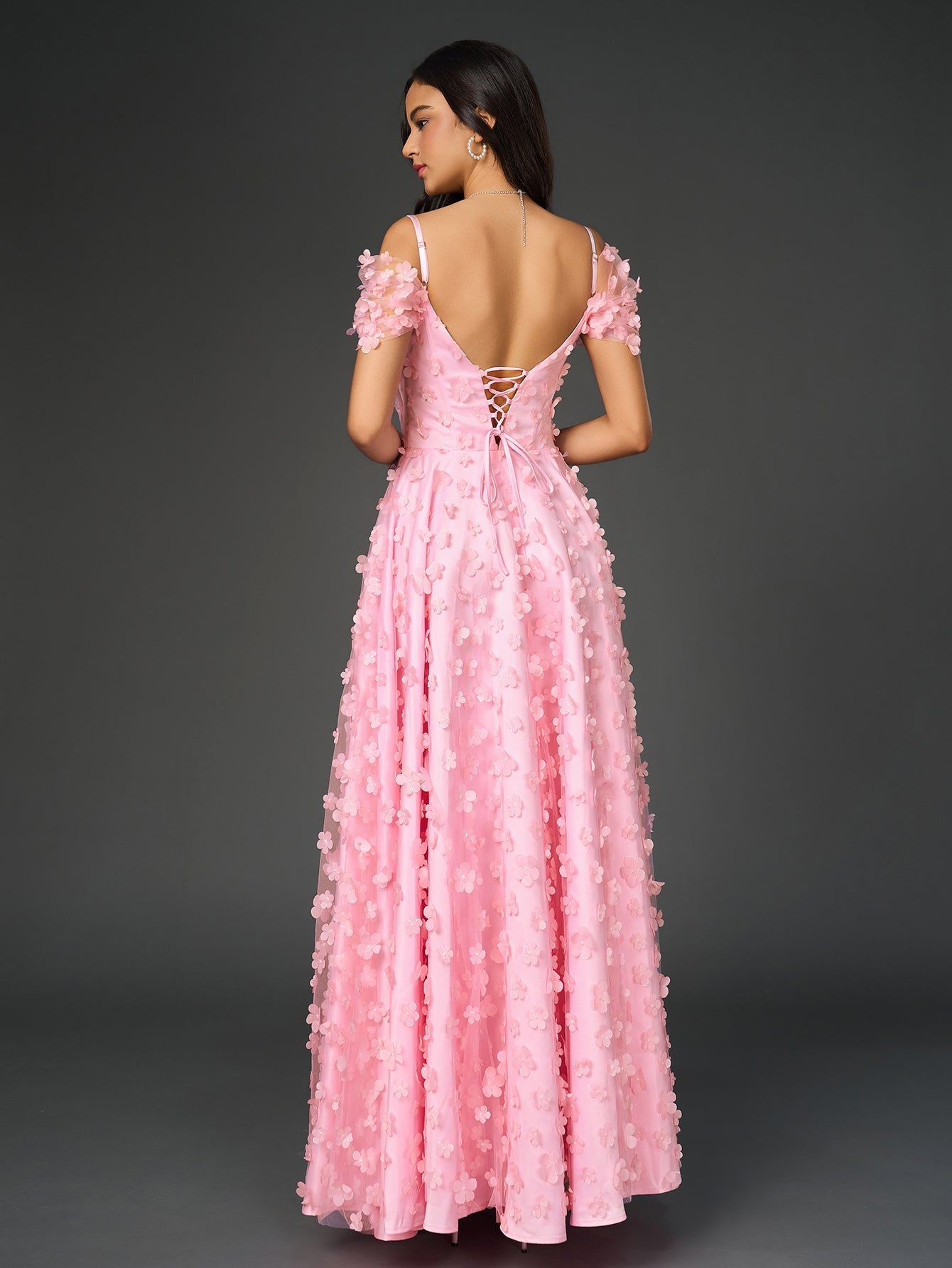 Deep V-neck Crisscross Back Applique Decoration Prom Dress