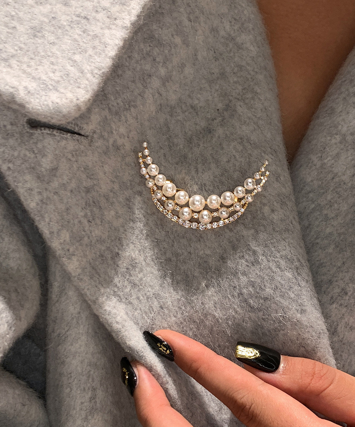 White Pearl Moon Shaped Fine Zircon Brooch