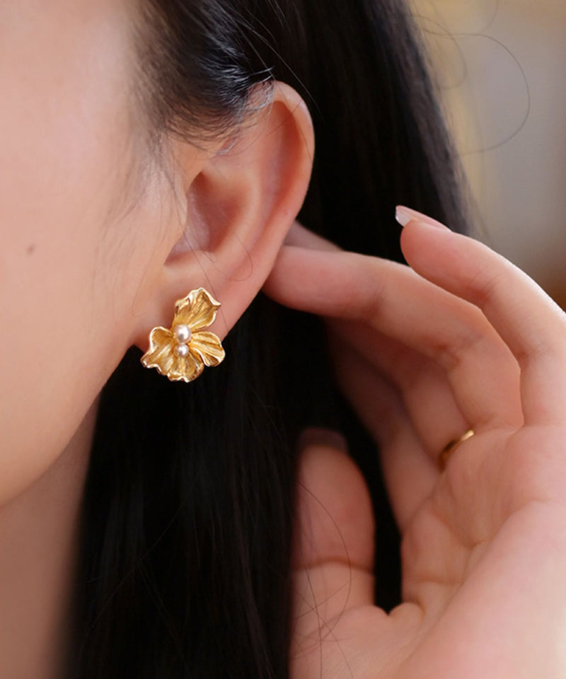 Fine Gold Pearl 14k Gold Stud Earrings