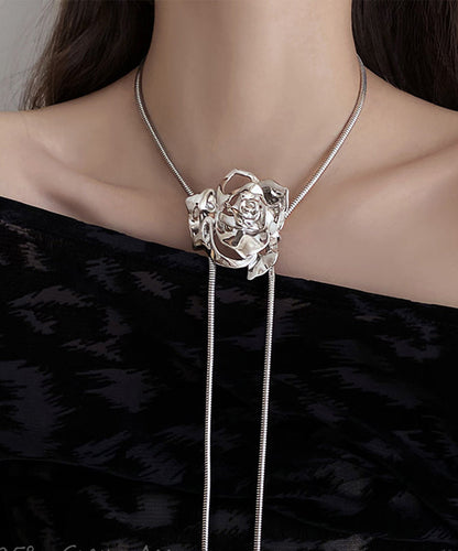 Fine Silk Sterling Silver Alloy Can Be Pulled Rose Pendant Necklace