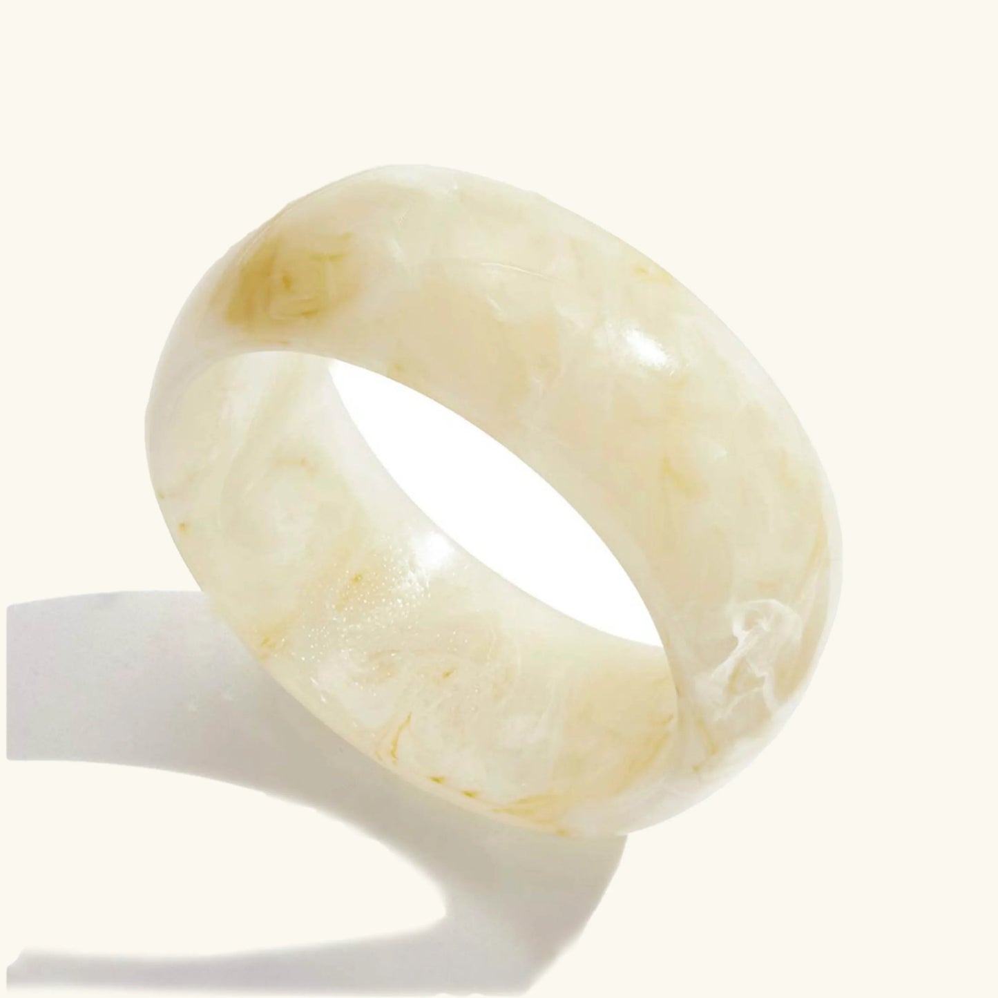 Kaitlyn Chunky Acrylic Bangle