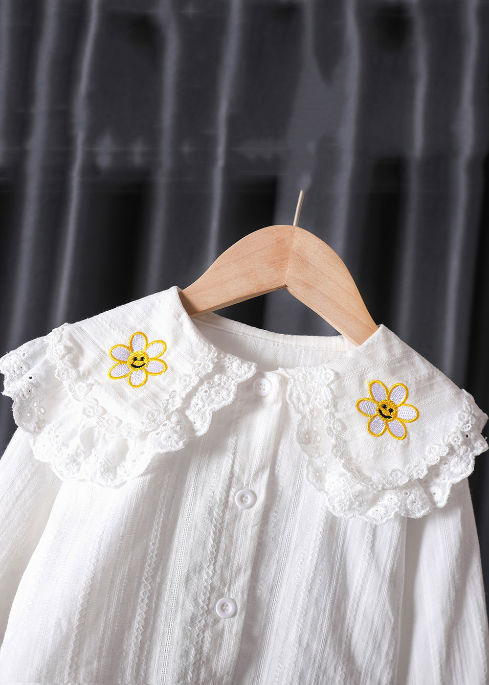 New White Peter Pan Collar Button Cotton Baby Blouse Flare Sleeve Yu1029