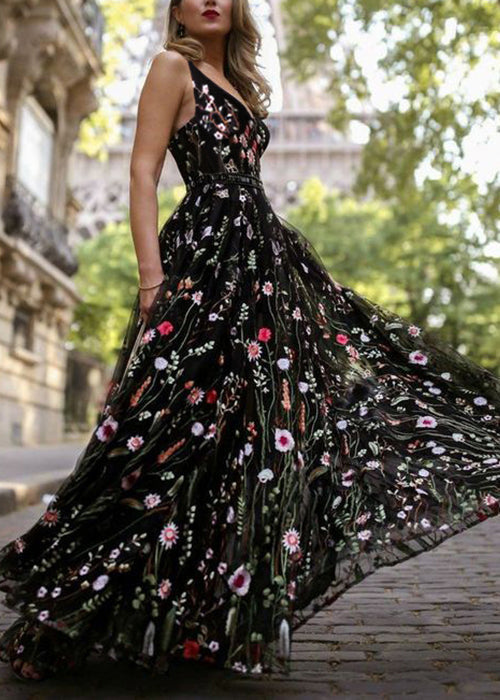 Novelty Black Embroidered Backless Tulle Maxi Dresses Sleeveless Tl027