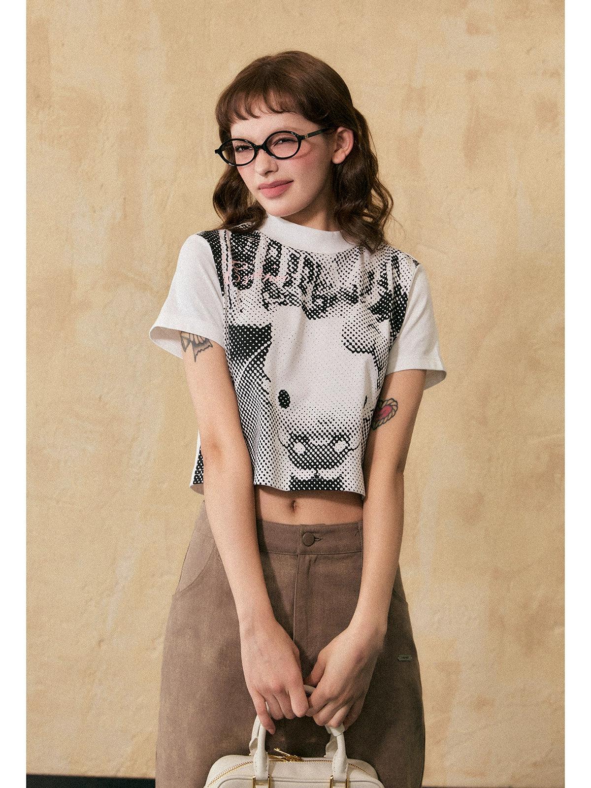 Ezek Artistic Halftone Print White Oversized T-shirt and Gray Pleated Mini Skirt Set - Urban