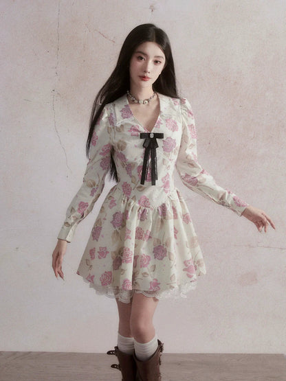 Romantic Lace-trimmed Mini Dress With Bow Detail