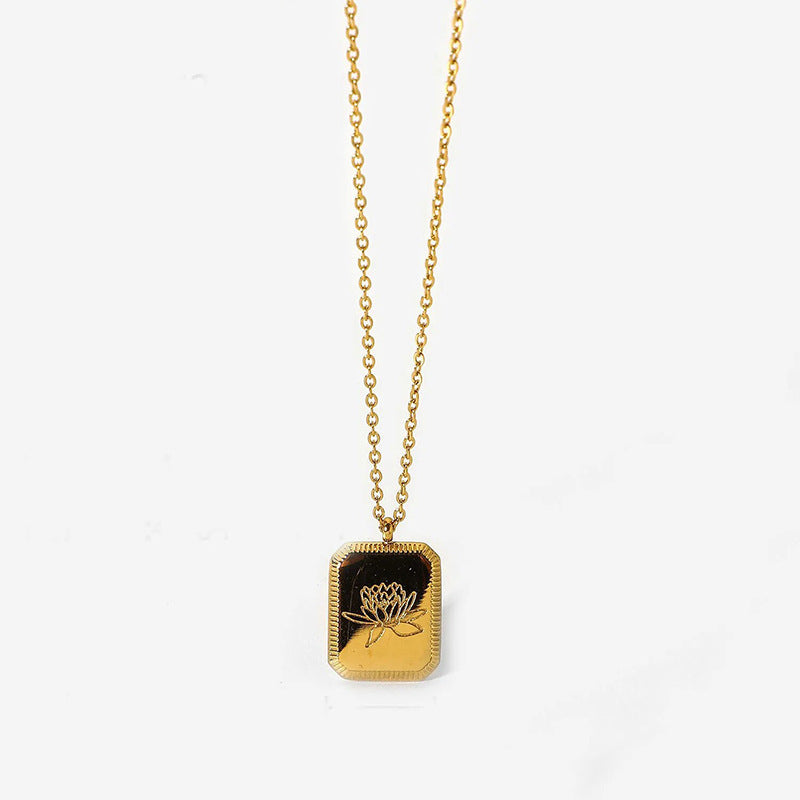 Briel Birth Flower Pendant Necklace