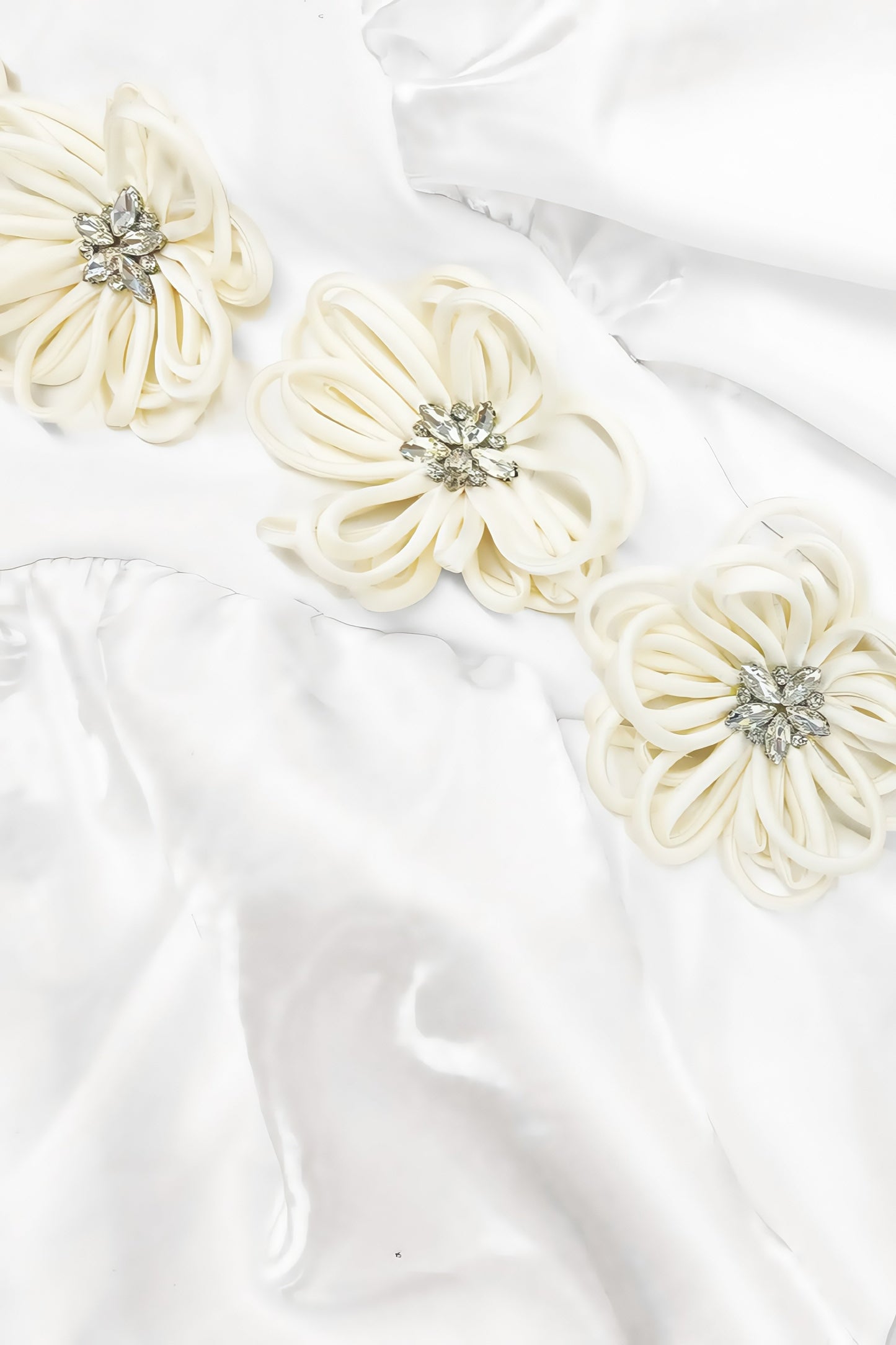 Juyce White 3d Mini Dress