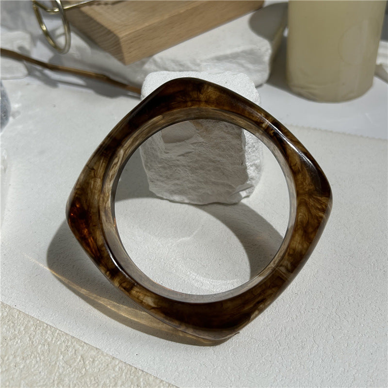 Reem Gradient Acrylik Bracelet