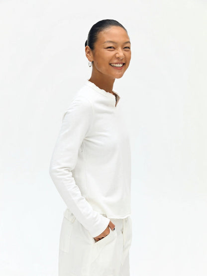 Plain V-neck Long Sleeve T-shirt