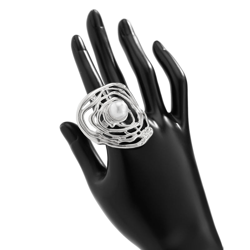 Maybelle Sculptural Pearl Ring