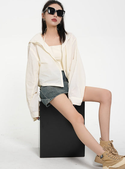 Textured Contrast Duo: Ivory Puff-sleeve Crop Blouse & Black Quilted Bomber Jacket Set