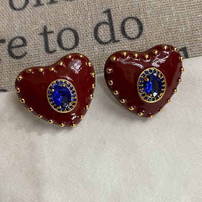 Jaretzy Retro Heart Earrings