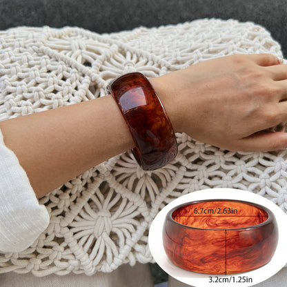 Ivyonna Irregular Resin Bangle
