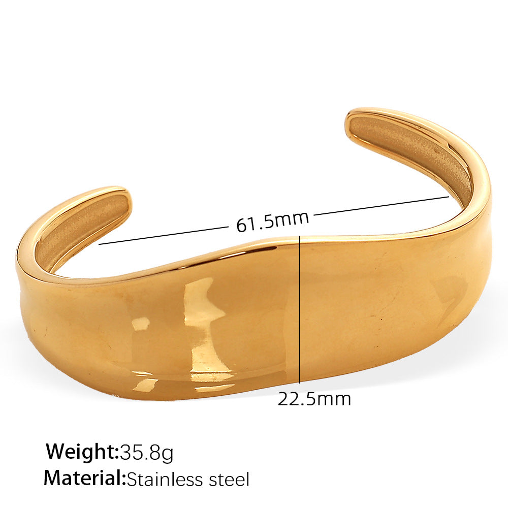 Evianna Gold Geometric Statement Cuff