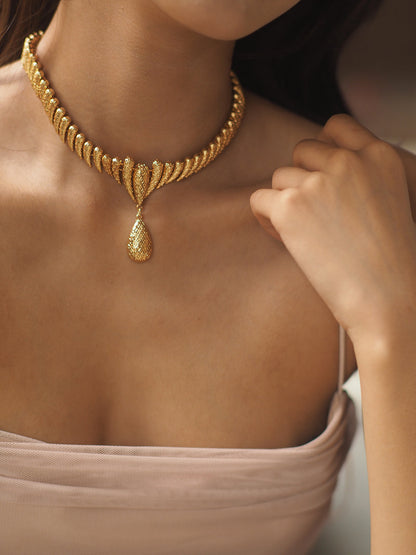 Solene Textured Drop Choker Necklace