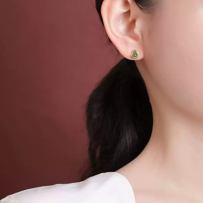 Vera Jade Leaf Accent Gourd Earrings