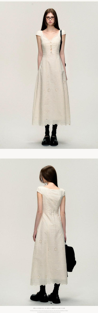 Oakmoo Off-white Cotton Eyelet Lace Sweetheart Dress