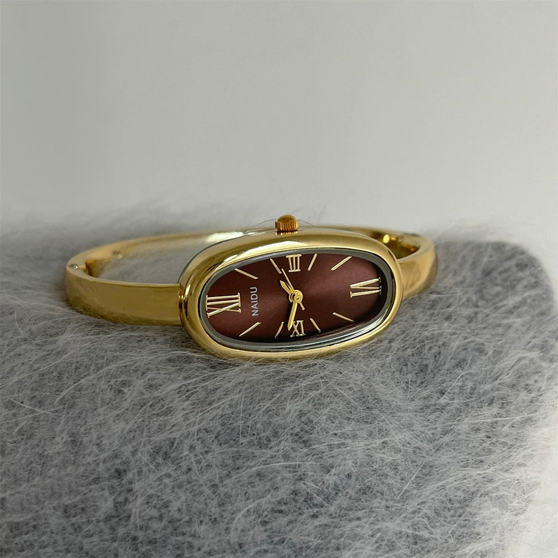Minimalist Oval Bracelet Watch