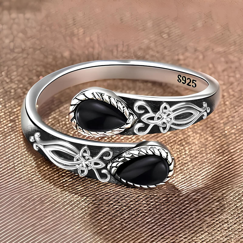 Obsidian Witchs Knot Protection Ring