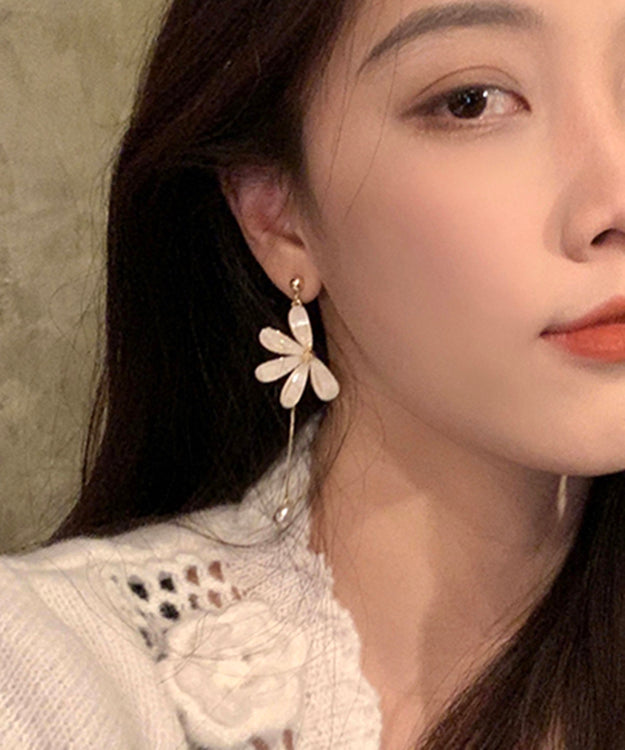 Retro Beige Asymmetricar Alloy Pearl Resin Drop Earrings Ly1786
