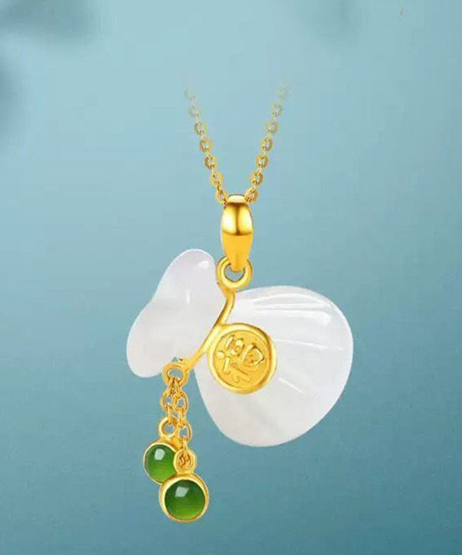 Retro White Sterling Silver Inlaid Jade Graphic Pendant Necklace Tw1043
