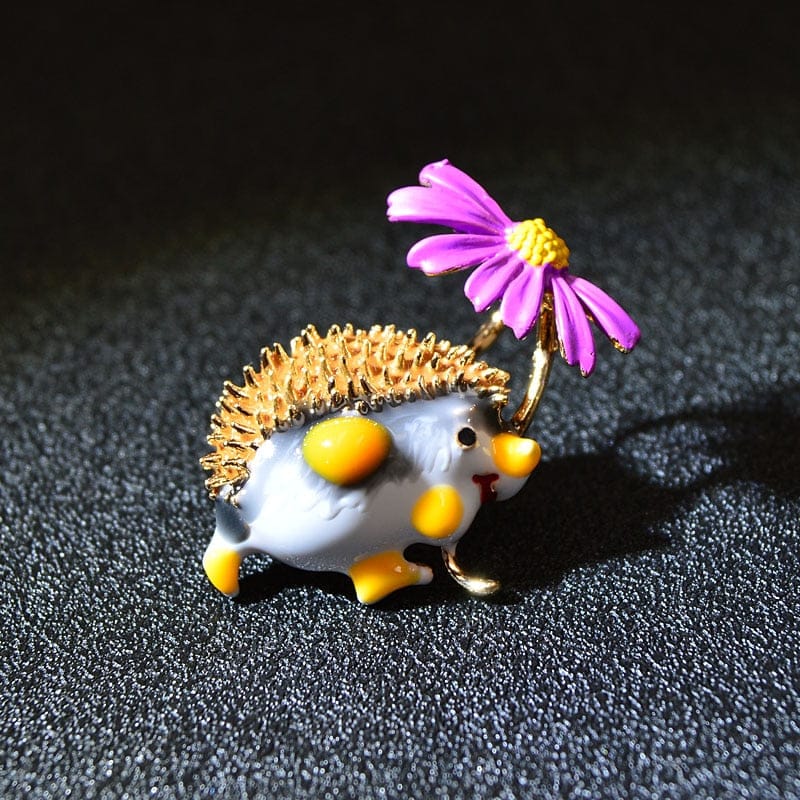 Hedgehog & Daisy Brooch