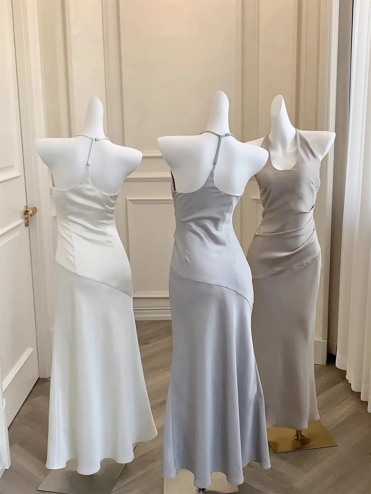 Slim Fit Long Dresses White Cambridge Blue Evening Dresses Spring Neckmounted Backless Mermaid Vestidos