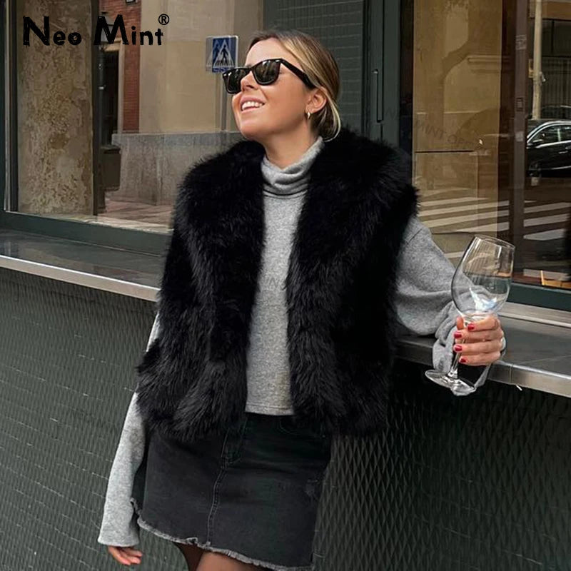 Faux Fur Vest Winter Warm Fake Fox Fur Sleeveless Jacket Coats Fluffy Waistcoat Autumn Outerwear Gilets