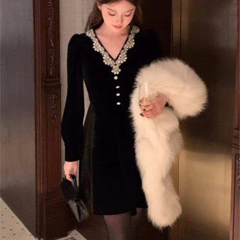 Evening Party Dresses Black Velvet Mini Dress Vneck Long Sleeve Aline French Autumn New Prom Vestidos Mujer
