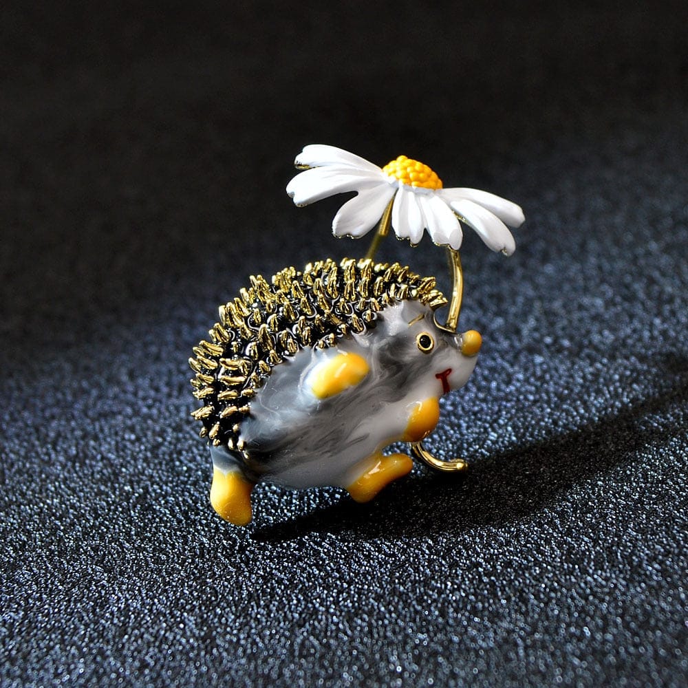 Hedgehog & Daisy Brooch
