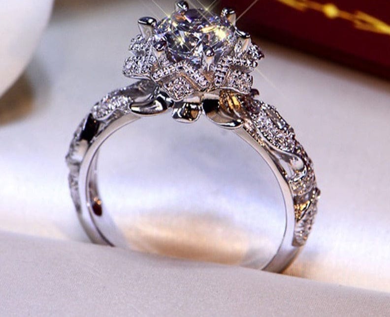 Shining Snowflake Ring