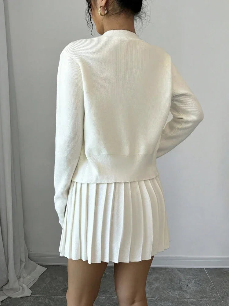 Retro Knitted Long Sleeve Sweater High-waisted Pleated Skirt Two Piece Set for Niche Matching Sets Autumn New