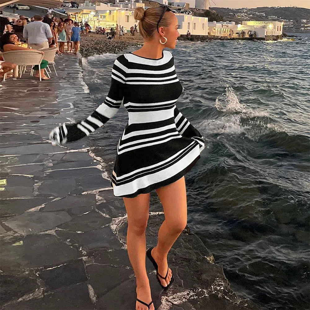 Knitted Backless Dress for Autumn Slim Color Block Mini Dresses Holiday Lace Up High Waist Dress Woman