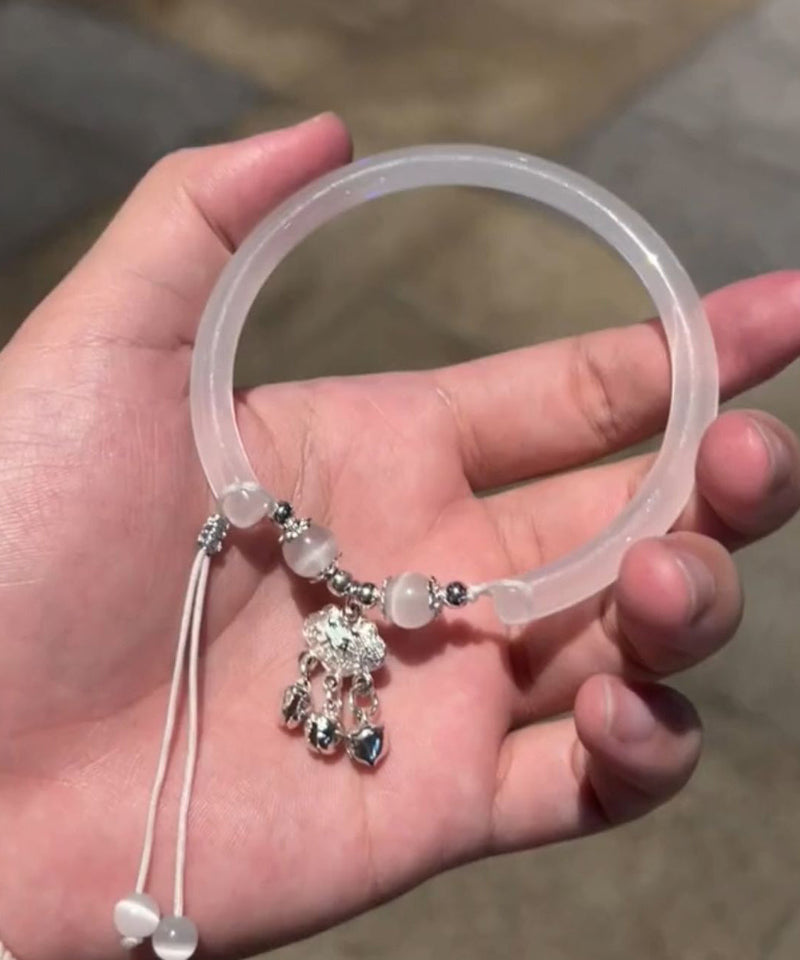 Simple White Acrylic Safety Lock Tassel Charm Bracelet Gh1039