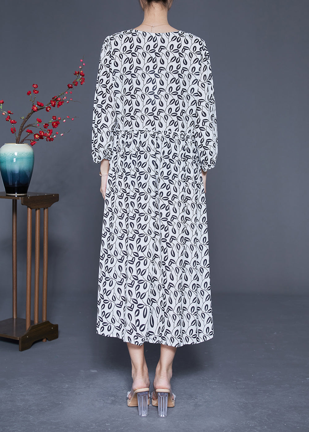 Simple White V Neck Oversized Print Chiffon Long Dresses Spring Ly1849