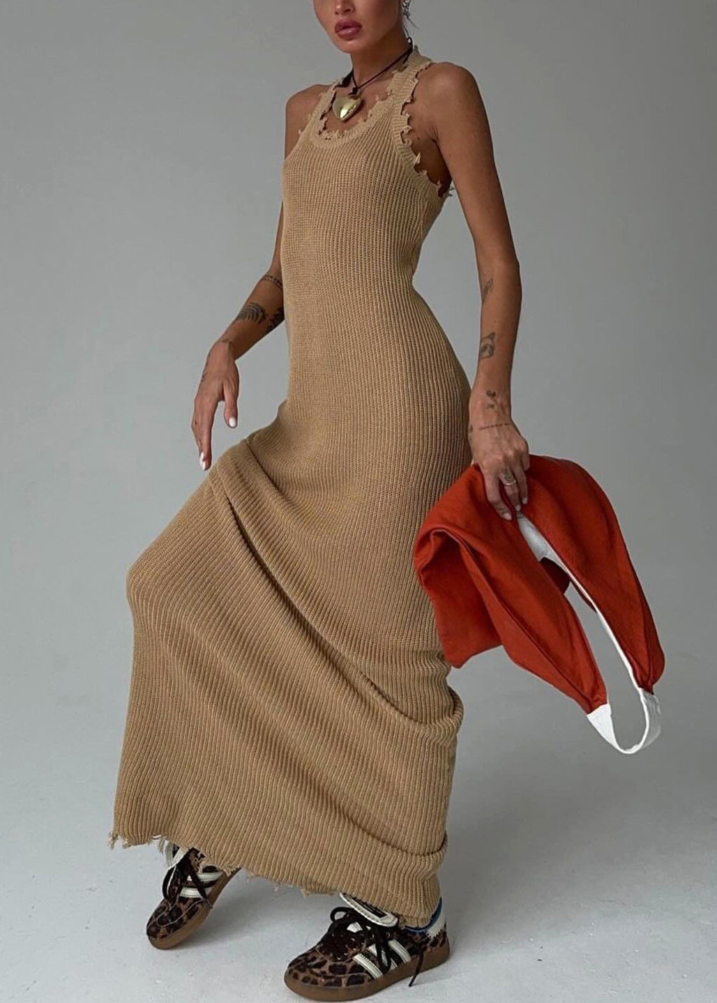 Slim Fit Khaki O Neck Knit Maxi Dresses Sleeveless Bb058